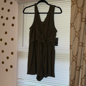 Green romper, tank top, new with tags, XL